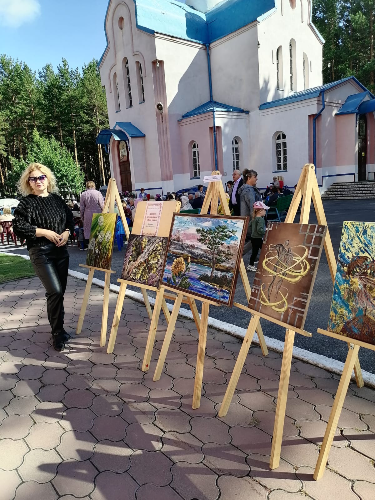 Живопись – основа творчества Ольги Владыкиной