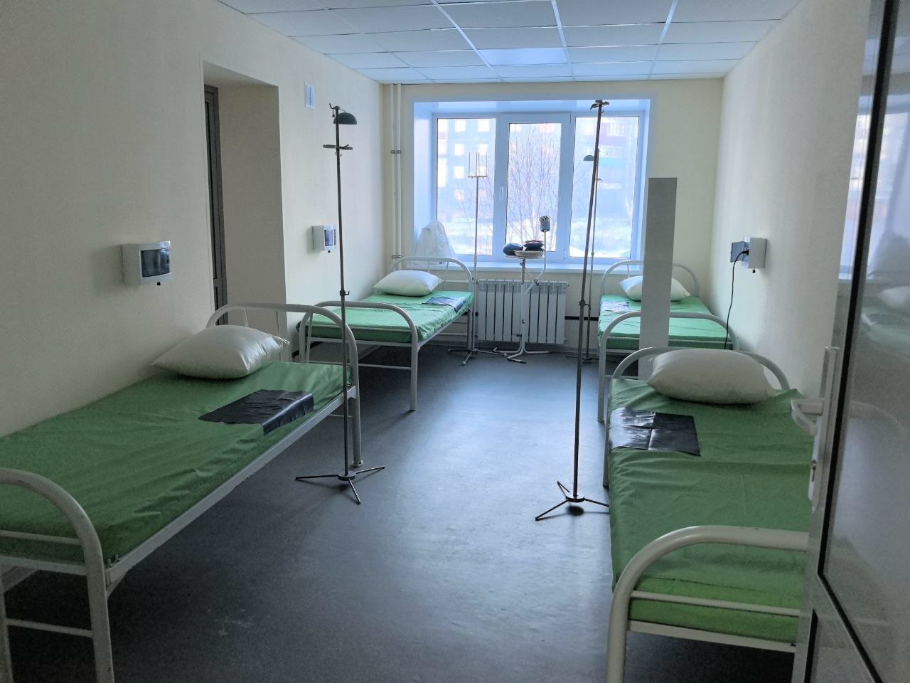 Завершился капитальный ремонт пяти отделений в Прокопьевской городской больнице