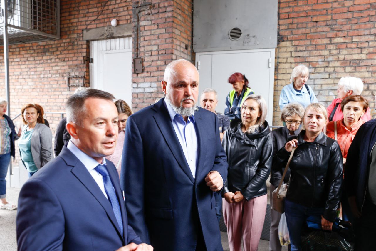 Сергей Цивилев распорядился построить новую детскую площадку в поселке Северный Маганак по улице Оренбургской.
